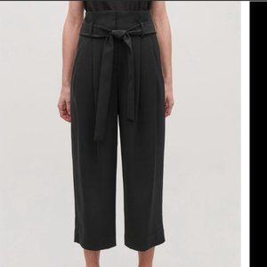 COS NWT size 10 Flare Pleated Pants in Black